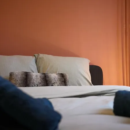 Apartment 2 *